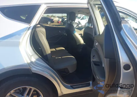 2017 Hyundai Santa Fe Sport 2.4L z USA, uszkodzony, nr VIN 5XYZU3LB9HG495704